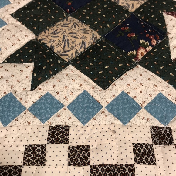 Handmade Vintage Quilt Farmhouse Retro Cottage 😍 - Picture 5 of 10